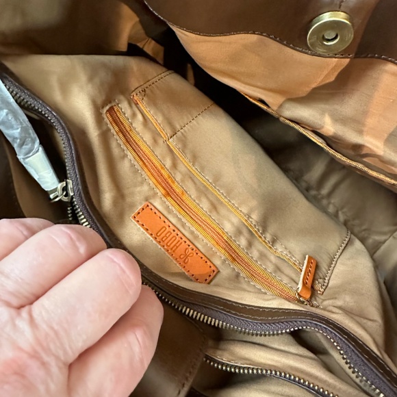 HOBO - Heidi Tote Bag Purse Leather Straps Brandy Classic NWT - Picture 12 of 13